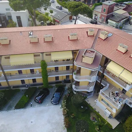 Beverly Park Тиррения